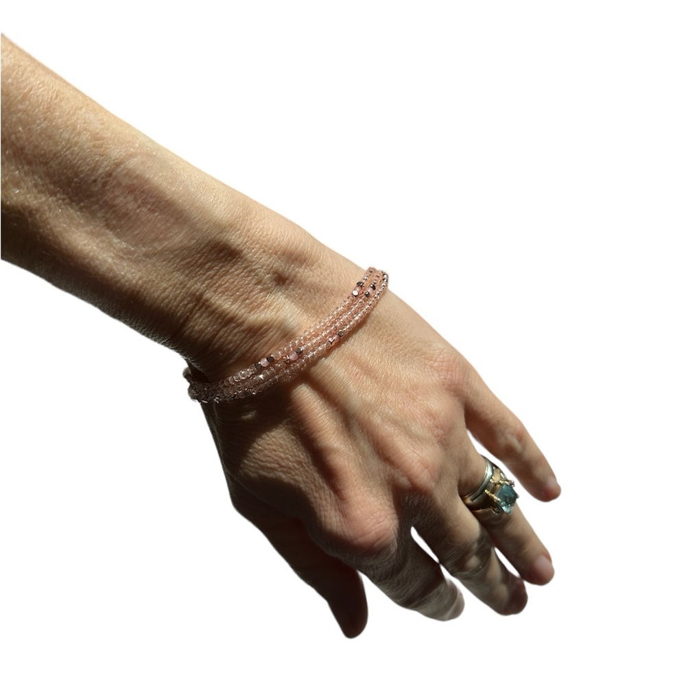 Each Jewelry beaded bracket adjustable